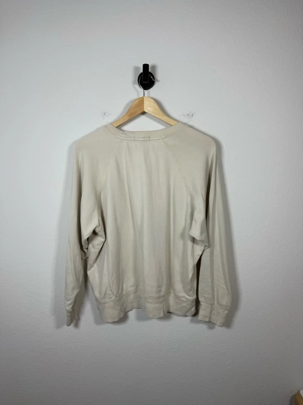 J.Crew Magic Rinse New York Crewneck Sweatshirt Cream Size S AY080
